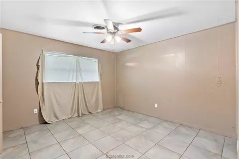 404 E Dodge St, Bryan, TX 77803 photo 16