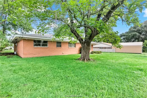 404 E Dodge St, Bryan, TX 77803 photo 25