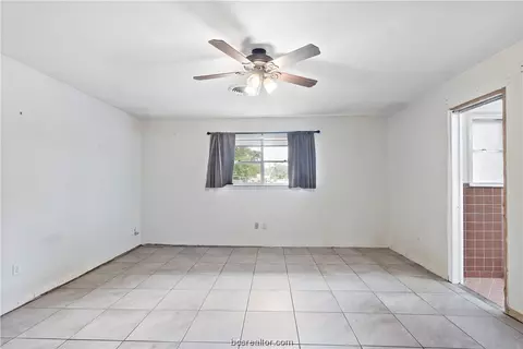 404 E Dodge St, Bryan, TX 77803 photo 19
