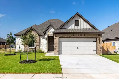 6210 Rockford Dr, College Station, TX 77845