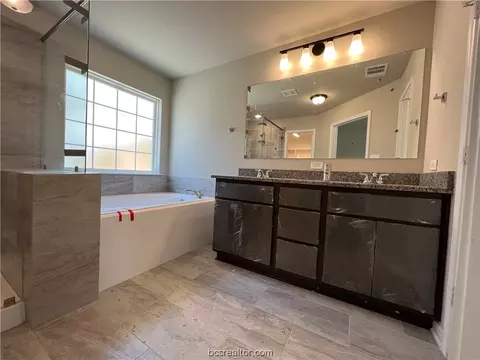 1952 Chief St, Bryan, TX 77807 photo 15