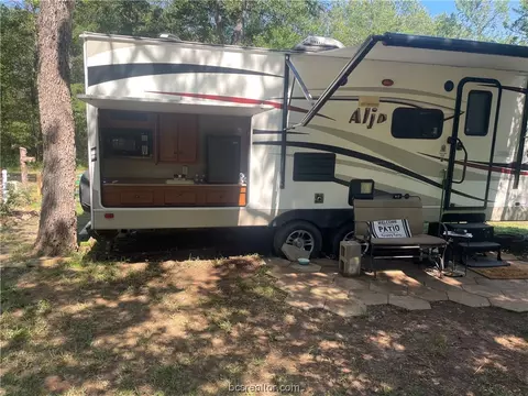 213 Overlook Loop, Somerville, TX 77879 photo 18