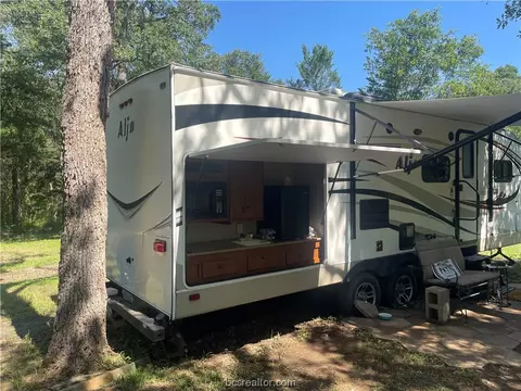 213 Overlook Loop, Somerville, TX 77879 photo 17