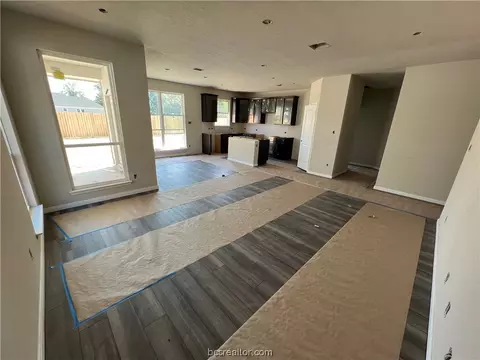 1948 Chief St, Bryan, TX 77807 photo 5