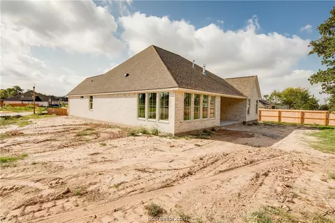 3345 Stoneleigh Rd, Bryan, TX 77808 photo 6