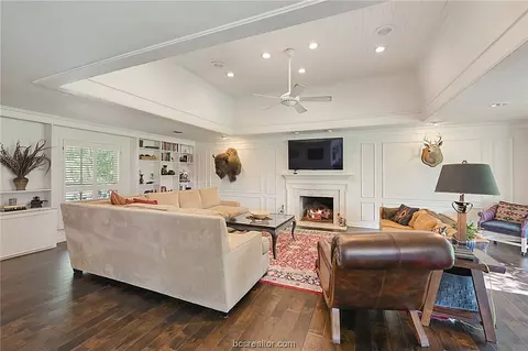 2708 Pinehurst, Bryan, TX 77802 photo 4