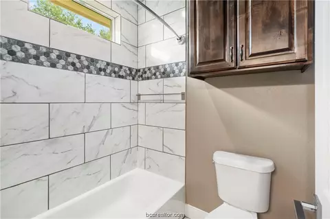 7210 Planters Loop, Bryan, TX 77808 photo 18