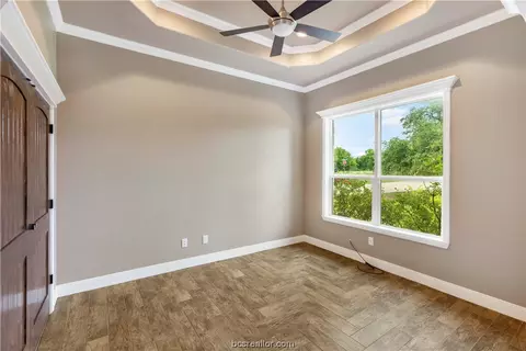 7210 Planters Loop, Bryan, TX 77808 photo 8