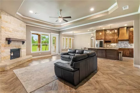 7210 Planters Loop, Bryan, TX 77808 photo 14