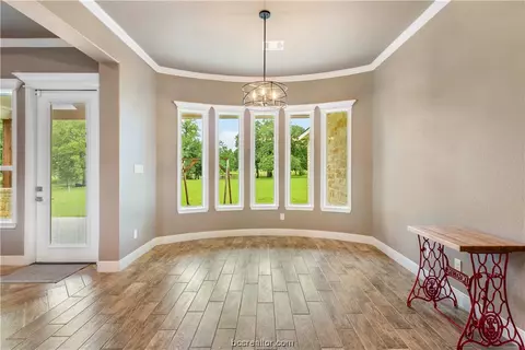 7210 Planters Loop, Bryan, TX 77808 photo 11