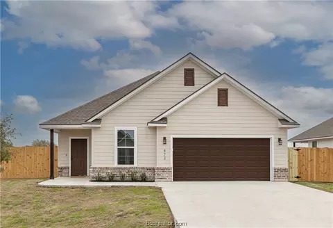 472 Brazos Bnd, Snook, TX 77878