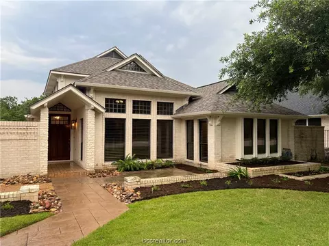 4908 Spearman Dr, College Station, TX 77845
