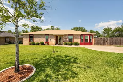 3200 Bonham Dr, Bryan, TX 77803