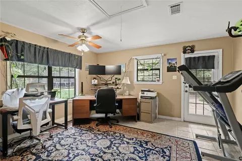 245 Rustic Oaks Dr, Bryan, TX 77808 photo 19