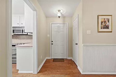 245 Rustic Oaks Dr, Bryan, TX 77808 photo 5