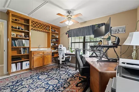 245 Rustic Oaks Dr, Bryan, TX 77808 photo 20