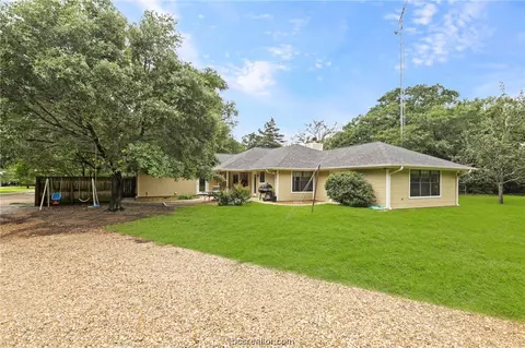245 Rustic Oaks Dr, Bryan, TX 77808 photo 35