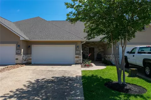 1746 Lonetree Dr, College Station, TX 77845