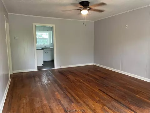 2610 Todd St, Bryan, TX 77802 photo 3