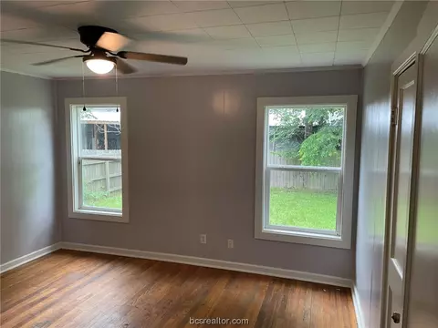 2610 Todd St, Bryan, TX 77802 photo 6