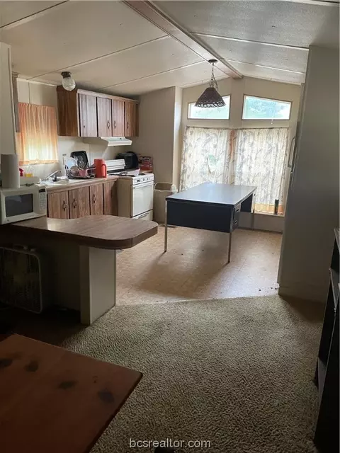 2202 Cherry Bend Cir, Bryan, TX 77807 photo 7