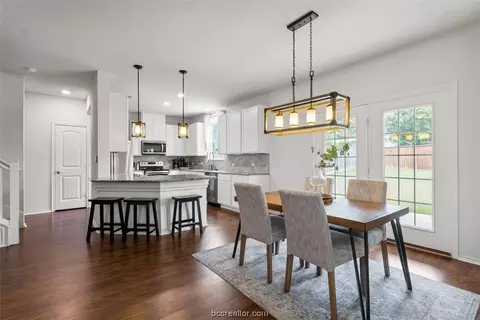 Dining - 908 Emory Tree, Austin, TX 78748 photo 3 of 3