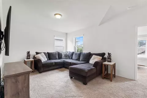 Living - 908 Emory Tree, Austin, TX 78748 photo 4 of 4