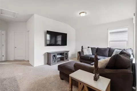 Living - 908 Emory Tree, Austin, TX 78748 photo 3 of 4