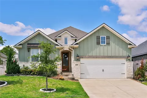 4010 Brownway Dr, College Station, TX 77845