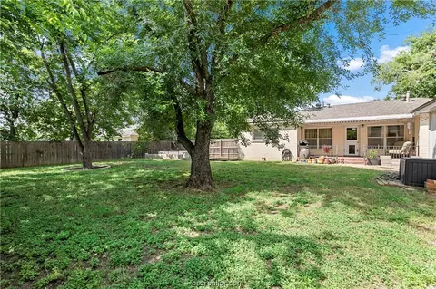 1417 E 28th St, Bryan, TX 77802 photo 25