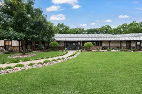 1382 E Blackjack Rd, Pilot Point, TX 76258 photo 3