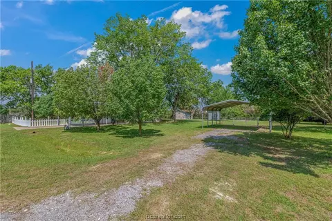736 Phillips, Normangee, TX 77871