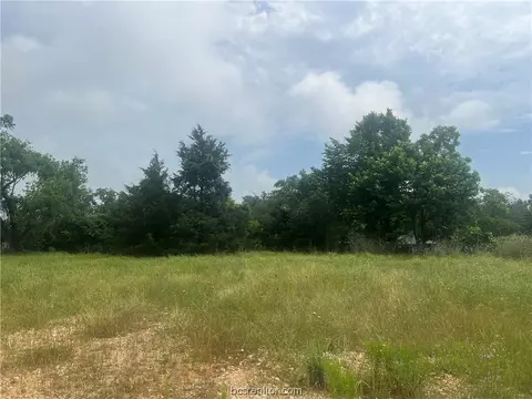 103 Whispering Oak, Somerville, TX 77879