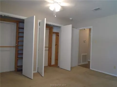 2100 Windsor Drive 37, Bryan, TX 77802 photo 12