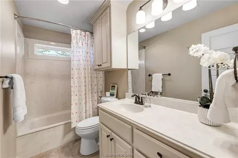 1008 E 31st St, Bryan, TX 77802 photo 16