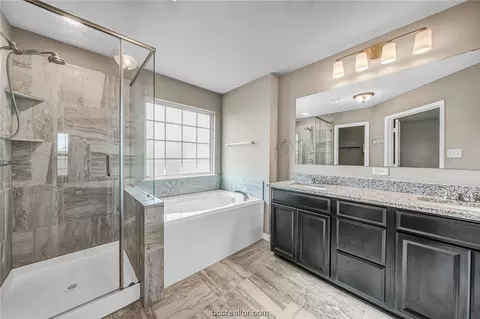 2701 Redcap St, Bryan, TX 77803 photo 14