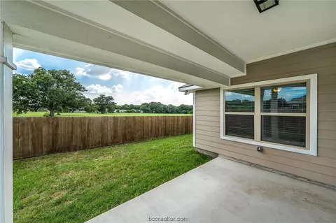 2701 Redcap St, Bryan, TX 77803 photo 25