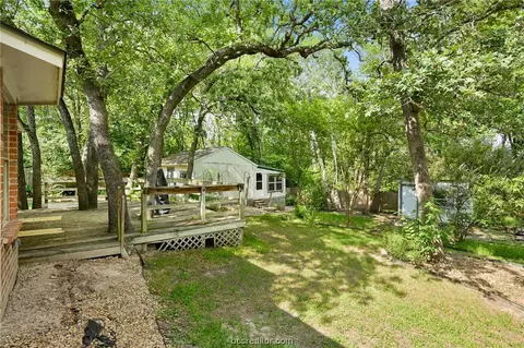 2002 Cobblestone Ln, Bryan, TX 77807 photo 16