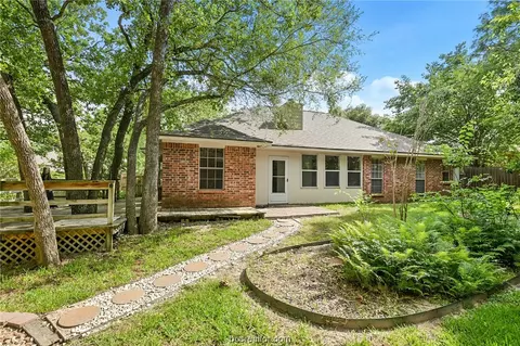 2002 Cobblestone Ln, Bryan, TX 77807 photo 15
