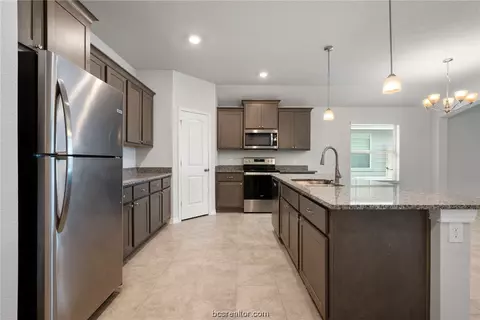 5214 Montague Loop, Bryan, TX 77807 photo 7