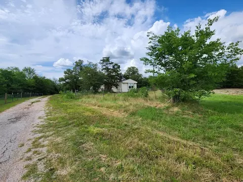 200 Pine Rd, Somerville, TX 77879 photo 2
