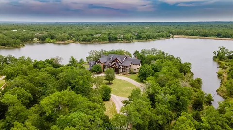 3144 Arapaho Ridge Dr, College Station, TX 77845