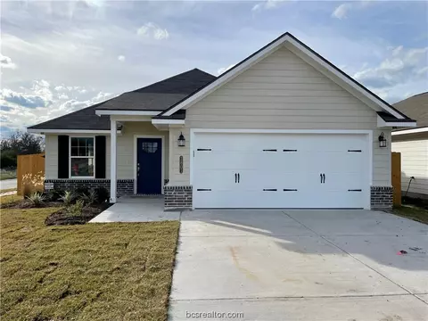 2801 Buccaneer Tr, Bryan, TX 77803