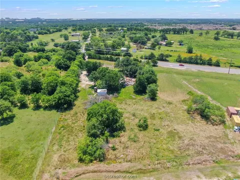 4588 Leonard Rd, Bryan, TX 77807 photo 5