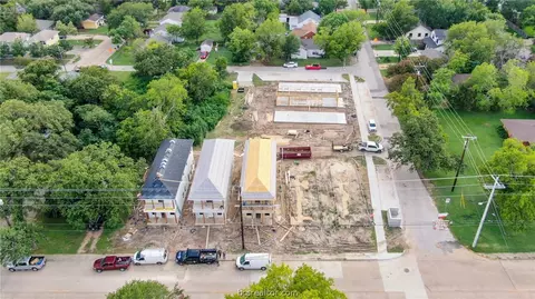 View/Area - 303 Edge St, Bryan, TX 77801 photo 2 of 3