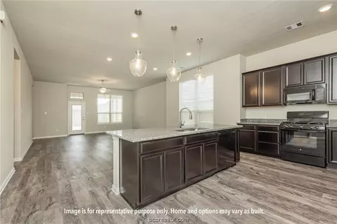 2006 Rock Ridge Ave, Bryan, TX 77807 photo 2