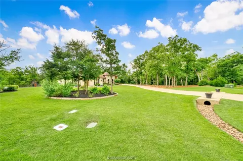 18177 Martingale Ct, College Station, TX 77845