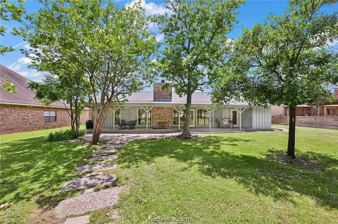 2411 E Briargate Dr, Bryan, TX 77802 photo 25