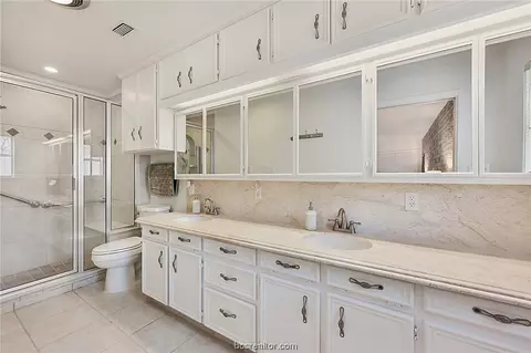 2411 E Briargate Dr, Bryan, TX 77802 photo 14