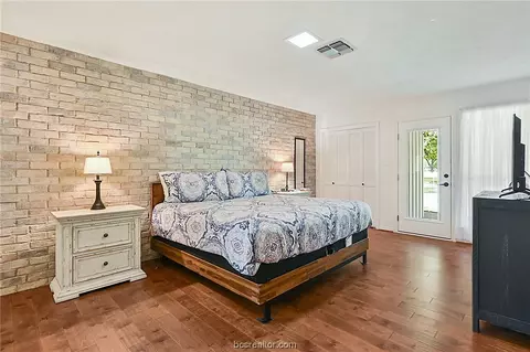 2411 E Briargate Dr, Bryan, TX 77802 photo 12